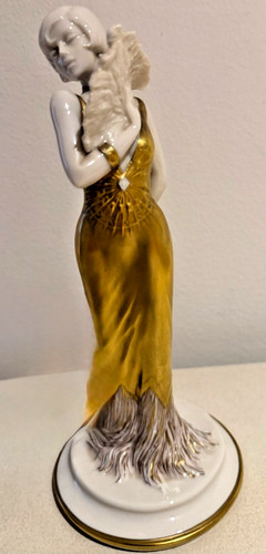 Statua ceramica elite - in,