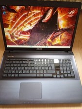 Asus A95V 18"4 pollici, Full