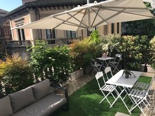 Set di vasi con piante completo di impianto di irrigazione