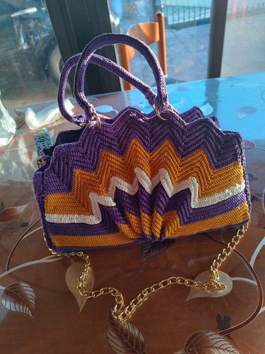 Borsa stile conchiglia