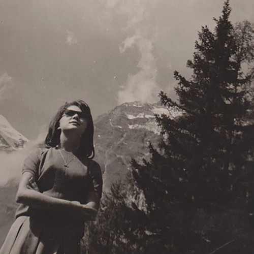 Bellissima giovane donna