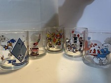 Set Di 5 bicchieri nutella vintage Tema Puffi Calcio Hockey Tuffi Looney Tunes
