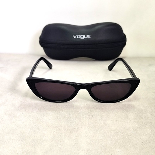 Vogue 5236 w44 gigi hadid - 5236-b,