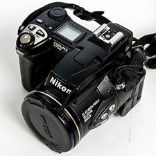 Nikon Coolpix 5700 (E5700) 5.0
