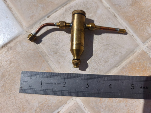 Live steam engine - live,