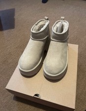 Stivaletti UGG