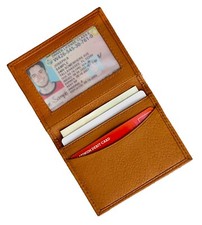 Portafoglio uomo vera pelle slim bifold porta carte di credito ID TAN 42TN by Bullz