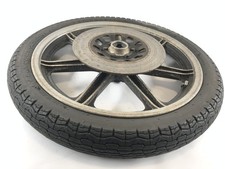 Yamaha XS 400 2A2 [1982] - RIM davanti alla ruota anteriore