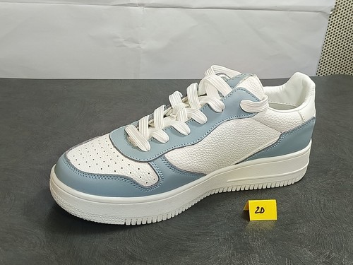 Sneakers not bianca e - not?",