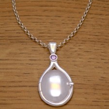 Collana catena con - e,