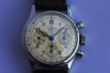 vintage Universal compax