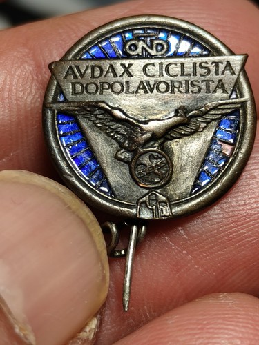 Spilla pin distintivo - pin, epoca
