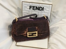 Mini baguette Fendi mamma