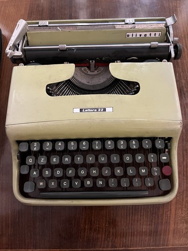 Macchina scrivere olivetti - scrivere,