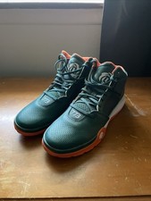 Taglia 10,5 - Adidas D Rose