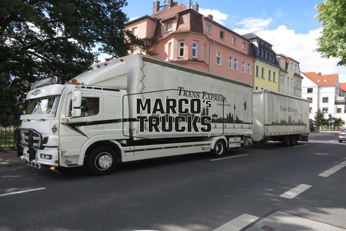 Foto camion mercedes benz - foto, mercedes-benz