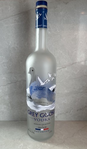 Rara bottiglia vuota vodka - rara, di