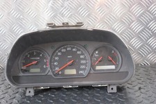 VOLVO V40 1.9 1999 2004 STRUMENTAZIONE CONTACHILOMETRI KM 216.395