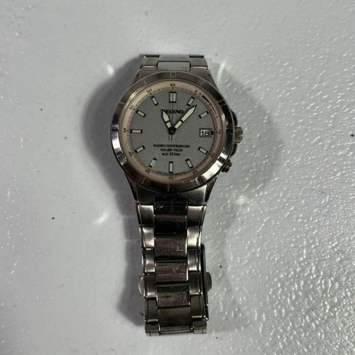 Orologio solare radiocomandato