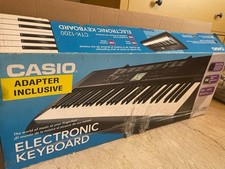 Casio CTK-1200 Electronic Keyboard con Adattatore e Supporto – Ottime condizioni