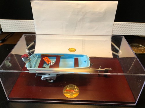 Boston whaler original - boston,
