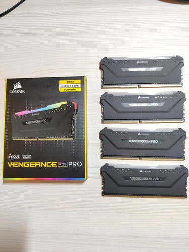 Corsair vengeance rgb - rgb, ddr4