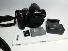 Nikon D3000 testata e
