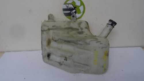 Windshield washer reservoir - windshield,