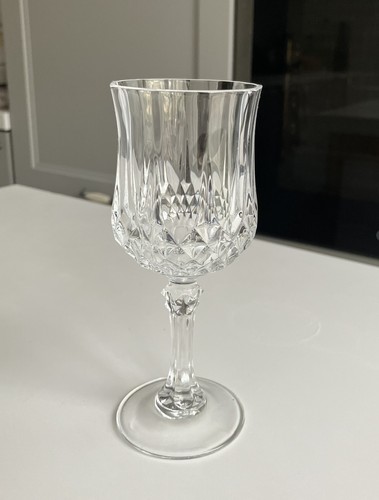 Verre vin blanc cristal - a,