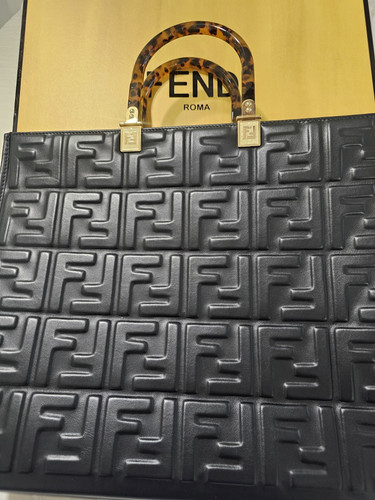 Borsa fendi nera con - fendi, in