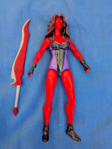 Marvel legends red she hulk - marvel, she-hulk
