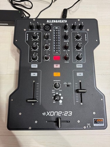 Console mixer analogico 2 - dj, a