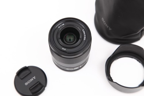 Sony 2 0 - 28, (sel28f20)