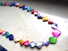 COLLANA IN MADREPERLA A VARI