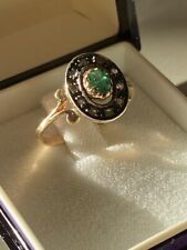 Anello Antico in Oro e Argento con Smeraldo Centrale E Rose di Diamanti 