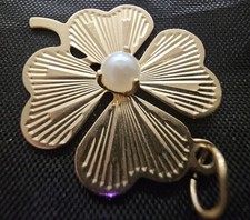 Pendente Portafortuna in Oro 14Kt Quadrifoglio con perla-Manifattura USA 3,25 Gm