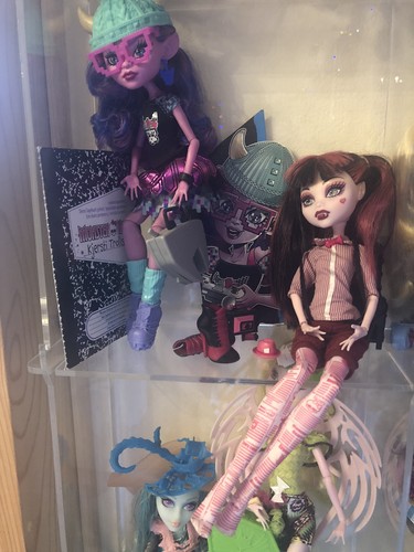 Bambola monster high kjersti - bambola,