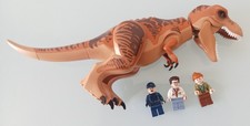 LEGO 10758 Jurassic World -L'evasione del T-Rex - minifigures e dinosauro