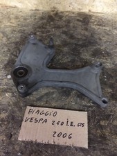 Piaggio Vespa 250 Gts Iniezione 2006 Staffa supporto marmitta