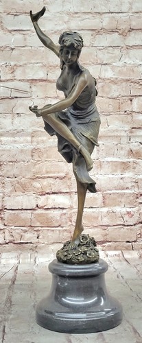 Statuina scultura bronzo