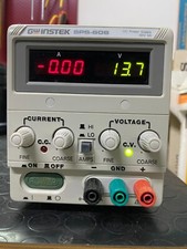 alimentatore da laboratorio