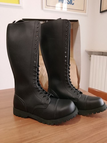 Anfibi boots and - boots,
