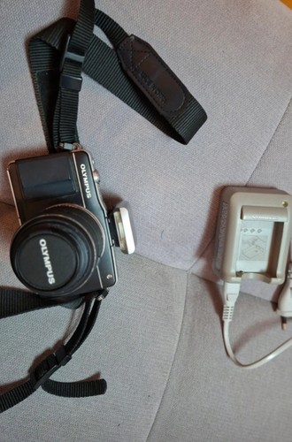 Olympus pen epm2 zuiko 14 - ,
