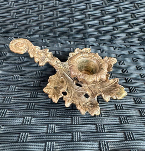 Candelabro per mano - per,