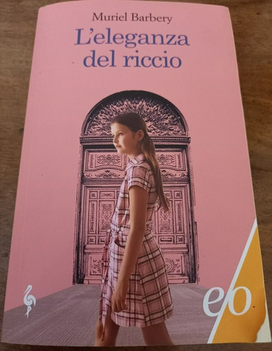 Eleganza del riccio muriel - l'eleganza,