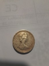 moneta One Pound 1983 Elizabeth II  Antica seconda Inghilterra sterlina