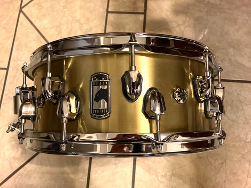 Mapex black panther metallion - black,