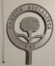 PARTITO SOCIALISTA PUNTALE IN