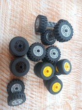 LEGO: 20x Ruota pneumatici 30.4x14 - Rif 55981 -55902-55982+ 2 Asse 30157