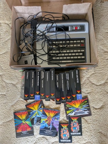 Magnavox odyssey 2 - magnavox,